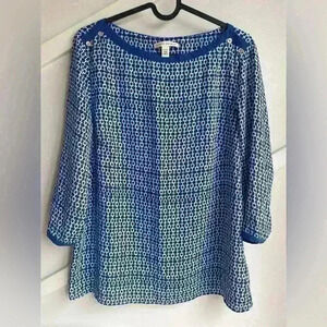 Banana Republic Blue White Geometric Silky 3/4
Sleeve  Pop size M petite